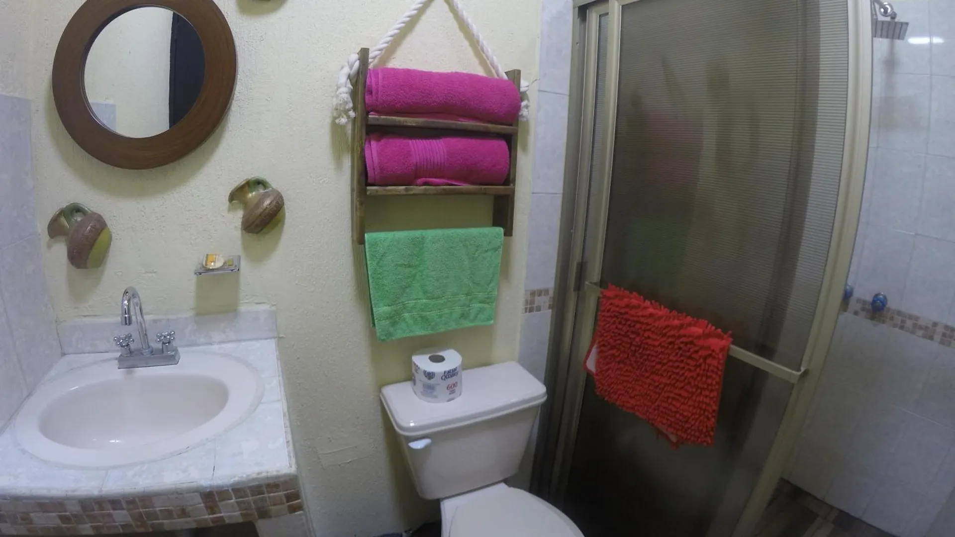 Hospedaje La Mexicana Guadalajara 0*,  México